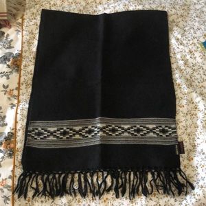 Pure woolen scarf NEW stole/ handmade/ authentic kullu designs.
